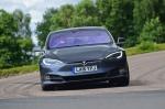 Tesla Model S P90D 2016 года (UK)